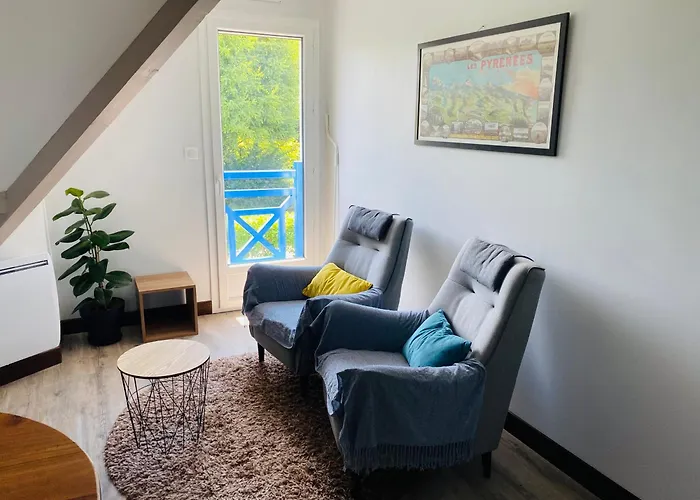 Chez Pat Et Olive - 2 Personnes- Bagneres De Bigorre *